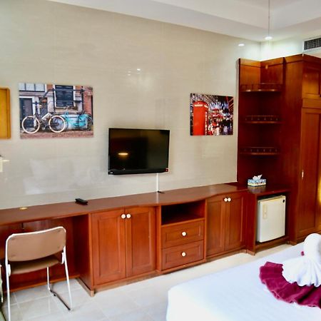 The Club Inn - Kamala Beach Esterno foto